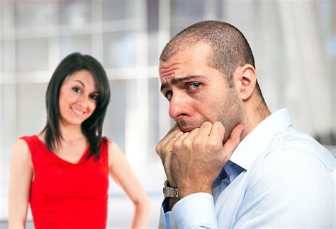 are online guys afraid of fake women